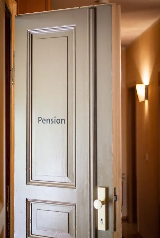 Pension an der Pillnitzer Schlossfähre Dresden